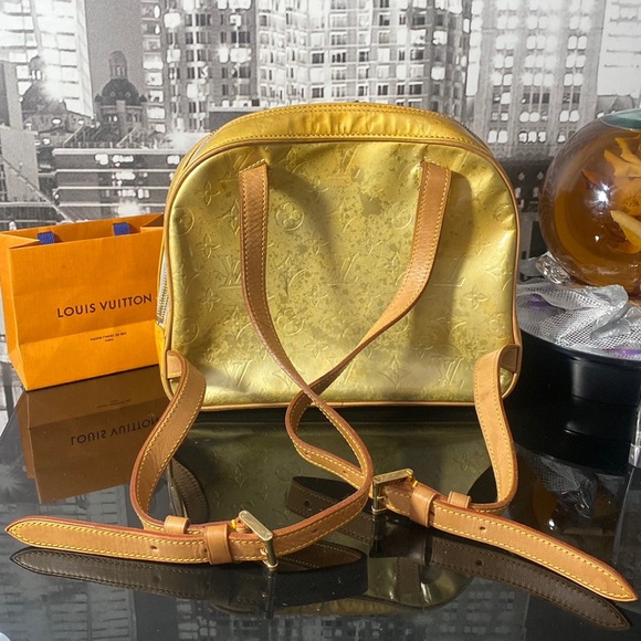 Authentic Louis Vuitton Vernis Backpack - Picture 7 of 17
